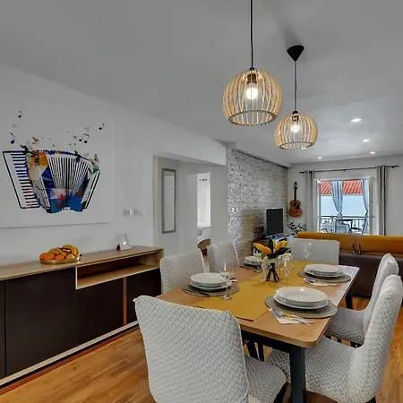 Apartment Piano